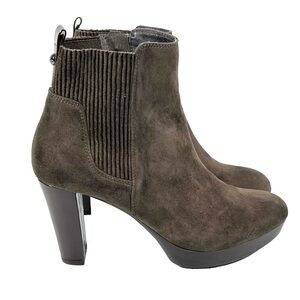 Donald J. Pliner Edina Suede leather ankle Booties Brown sz 8.5